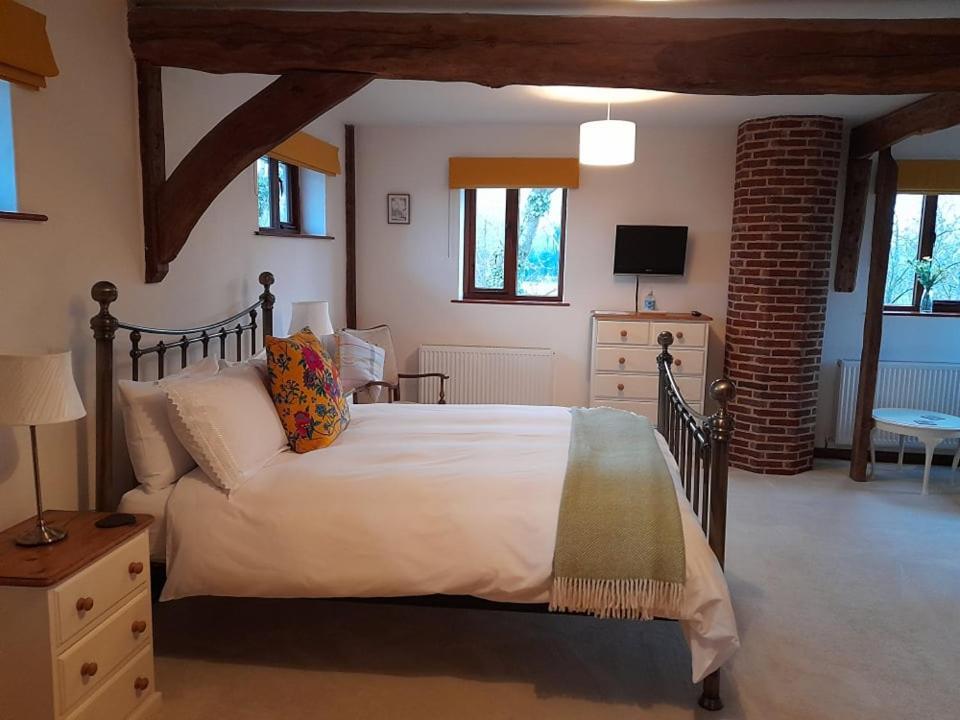 Cowpasture Barn Bed and breakfast
